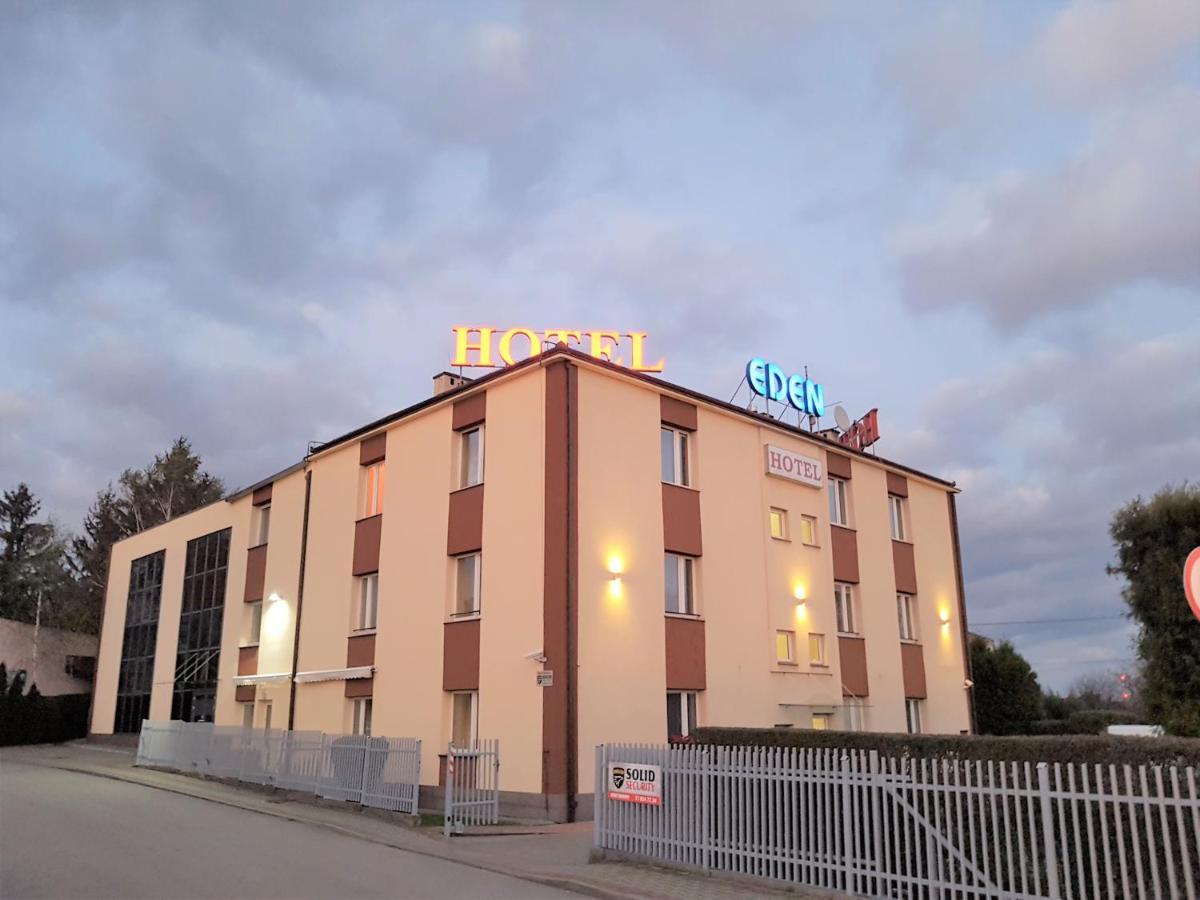 Hotel Eden 24H ジェシュフ エクステリア 写真